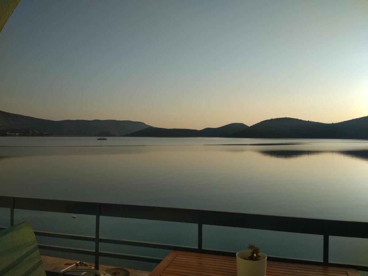 Appartement Marilena Seaside House à Elounda Extérieur photo